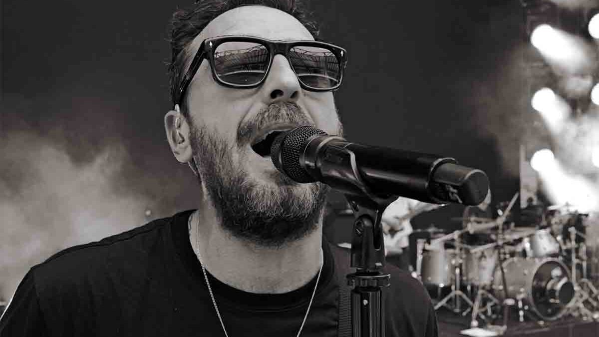 Cesare Cremonini ospite a La Pennicanza di Fiorello: “Suonerò dal vivo La santa pennicanza”
