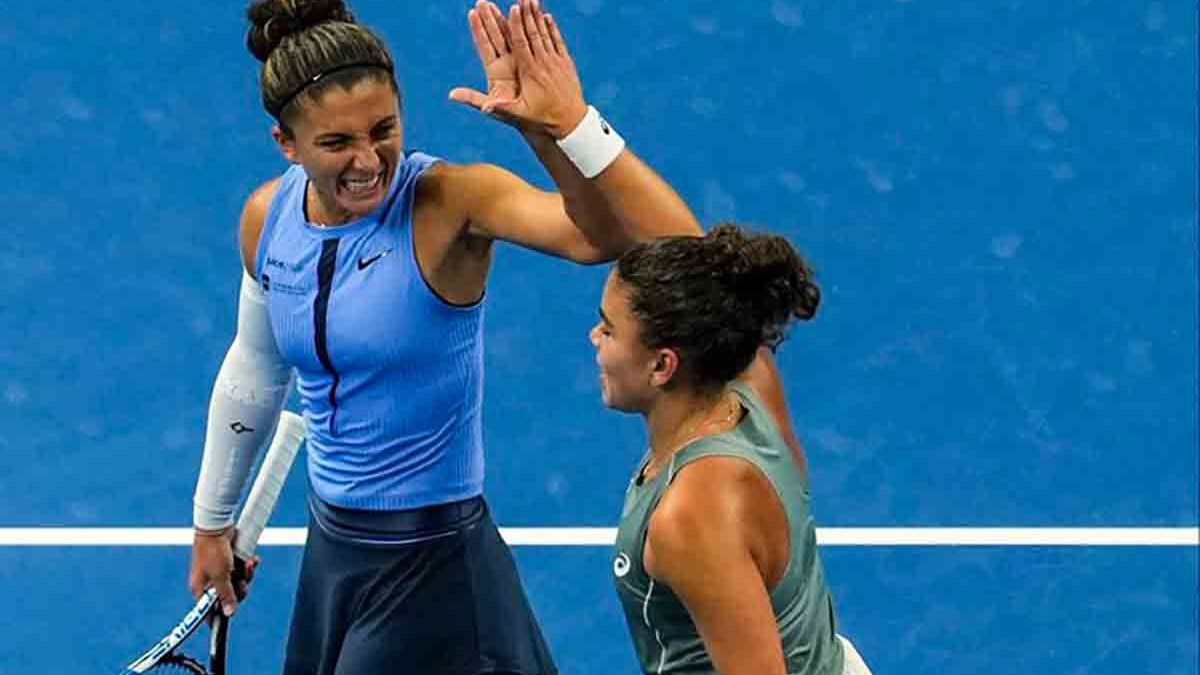 WTA Finals, Errani e Paolini si giocano la semifinale: oggi la sfida a Mertens e Kudermetova