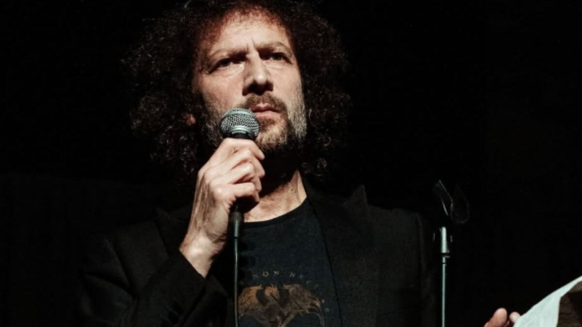Francesco Tricarico, età, dove vive, successi, moglie, dramma, figli, tutto sul cantautore milanese di “Vita Tranquilla”