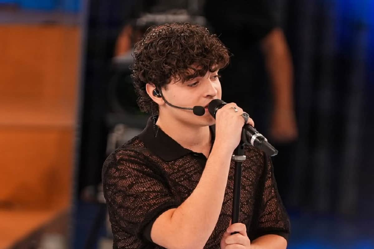 chi è gard, cantante di amici 25