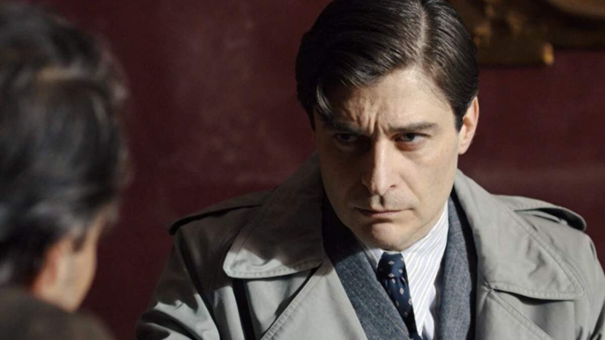 Il Commissario Ricciardi, quando finisce e quante puntate sono: tutti i dettagli