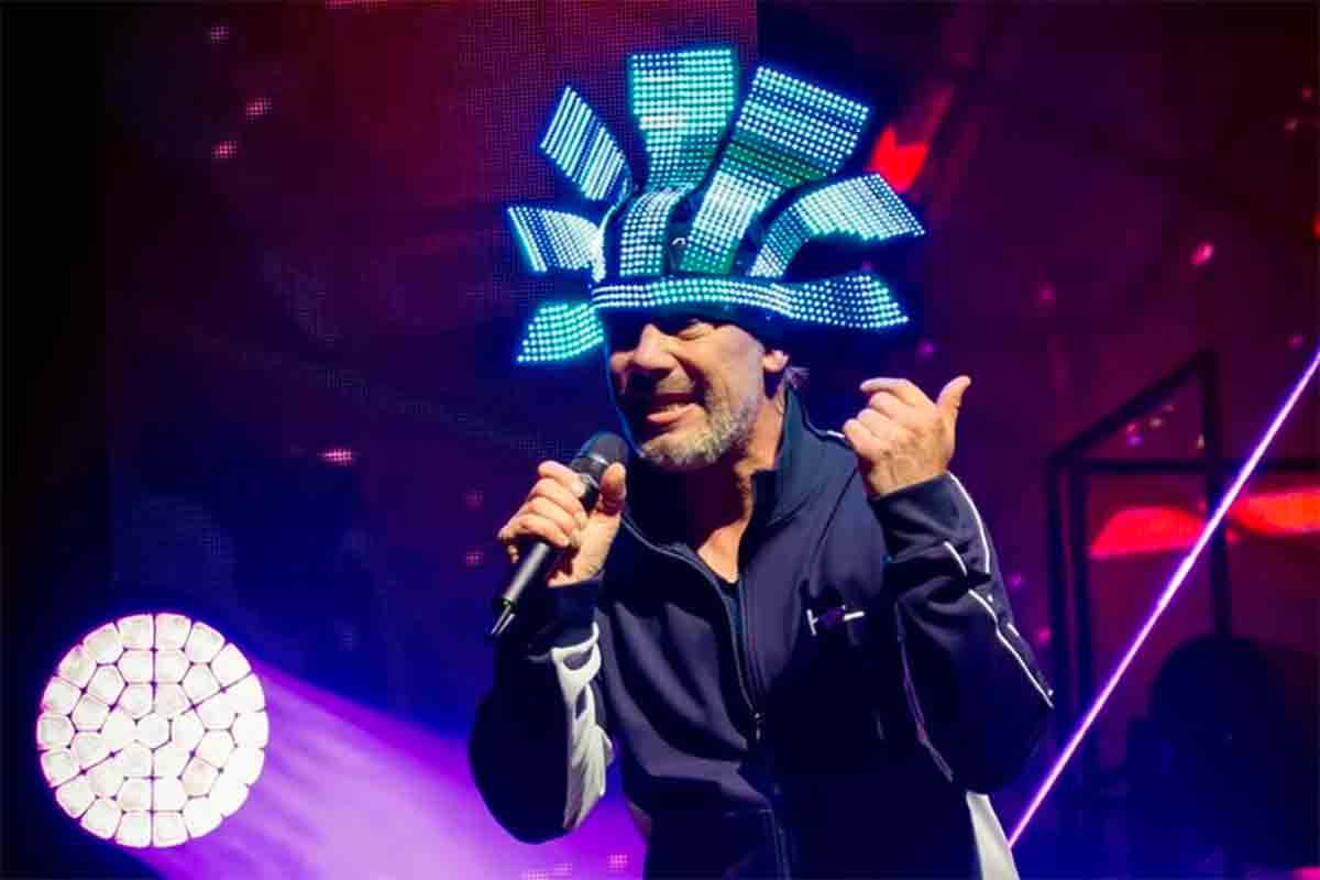 Jamiroquai, future funk al Forum di Assago: il ritorno in Italia e i piani per il 2026