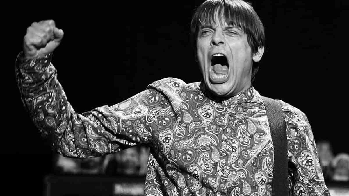 Mani, il basso che ha insegnato a ballare al rock inglese: ci lascia Gary ‘Mani’ Mounfield