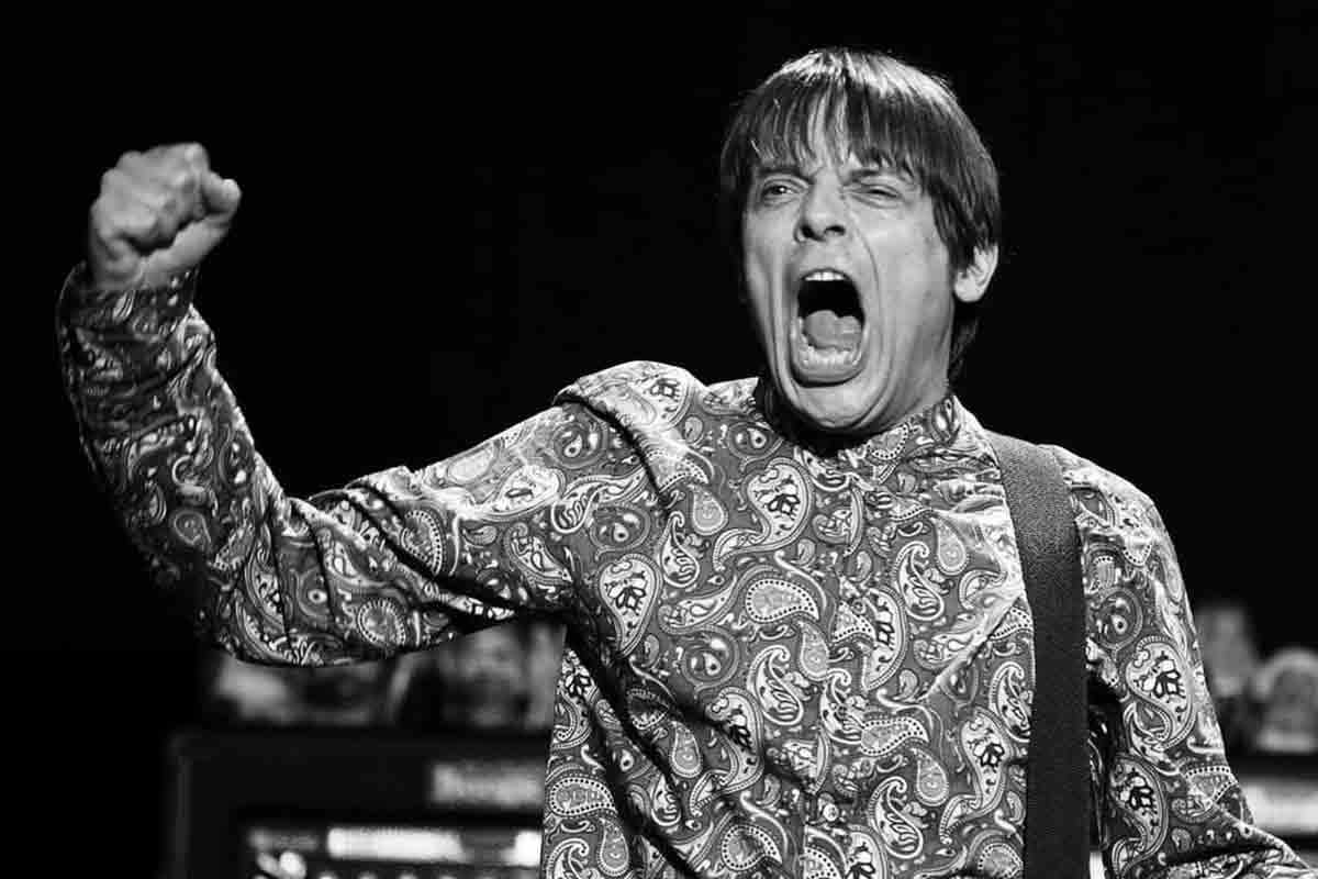 Mani, il basso che ha insegnato a ballare al rock inglese: ci lascia Gary ‘Mani’ Mounfield