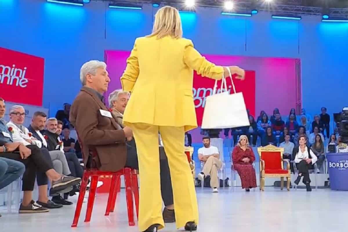 magda umilia mario lenti a uomini e donne