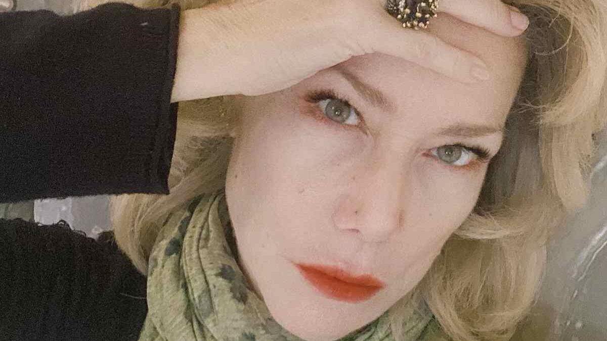 Nancy Brilli, chi è il (bellissimo) figlio Francesco, lontano dal mondo dello spettacolo