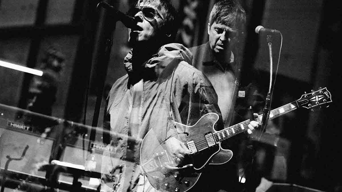 Oasis, ultima notte del Live 25: abbraccio sul palco e un “ci rivedremo” che fa sperare