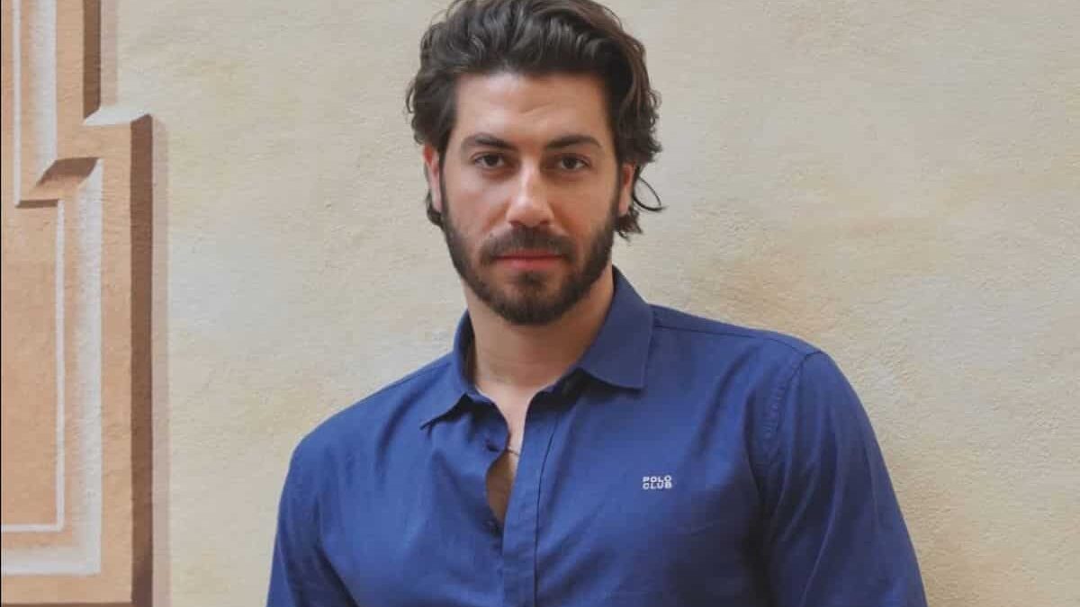Grande Fratello, chi è Omer Elomari: età, dove vive, lavoro, fidanzata, Instagram. Tutto sul di lui