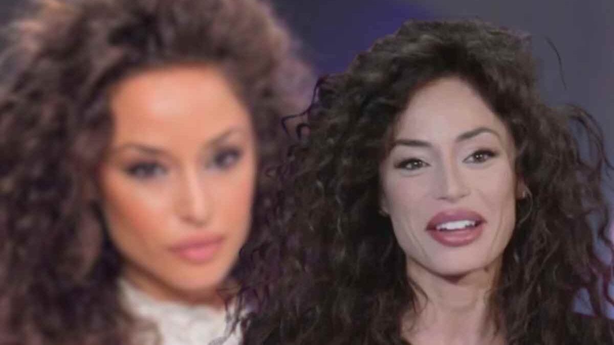La figlia di Balotelli e Raffaella Fico è ormai la fotocopia della mamma: due gocce d’acqua