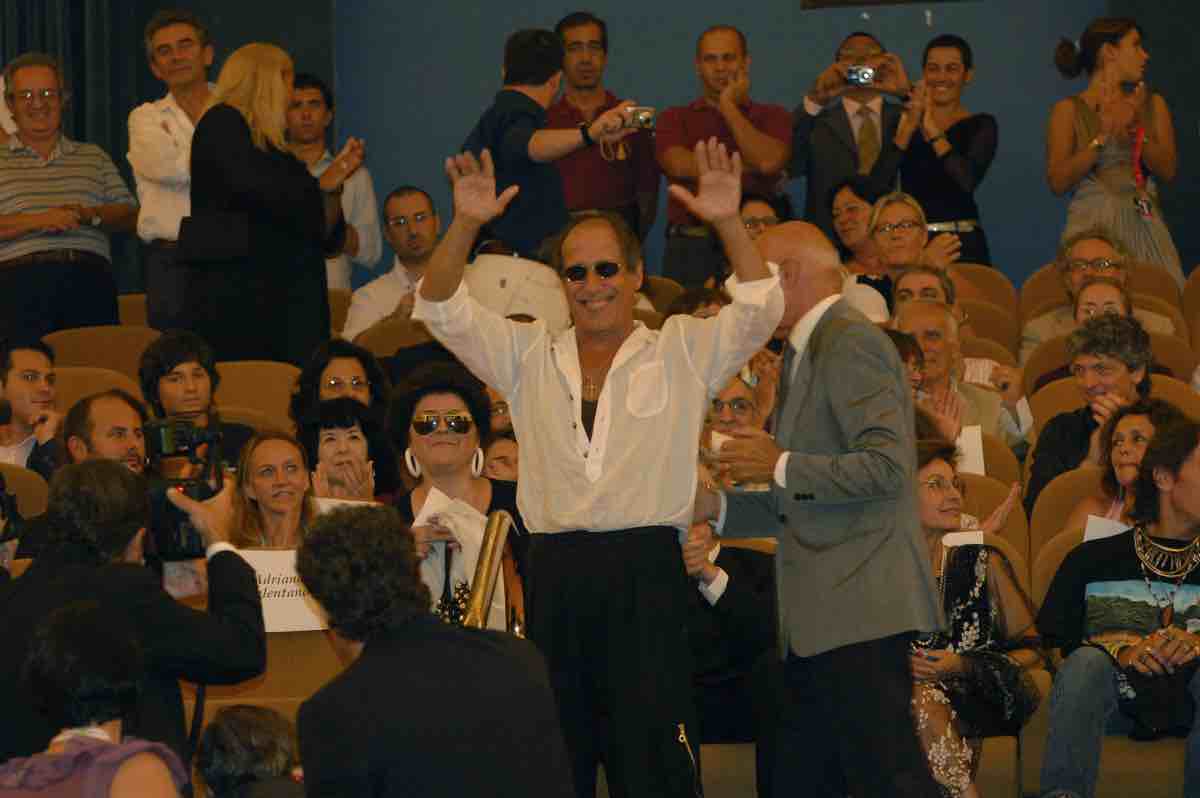 Raiuno, la trattativa con Adriano Celentano