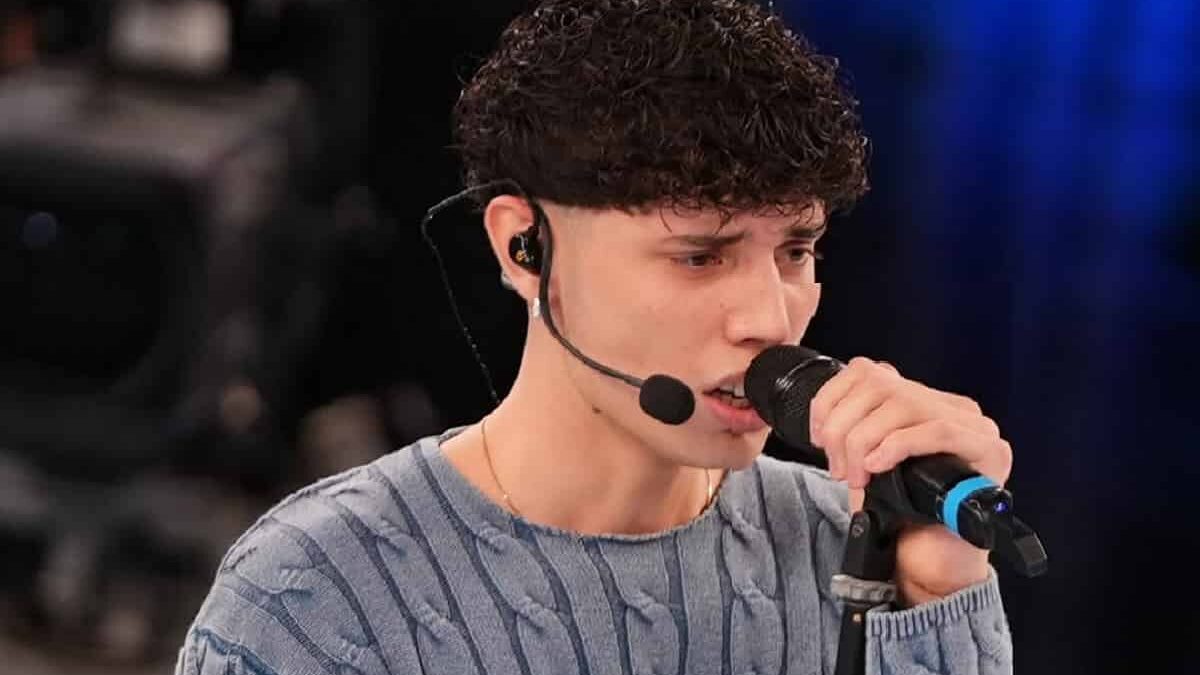 Amici 25, chi è Riccardo Stimolo: età, dove vive, studi, fidanzata. Tutto sull’allievo