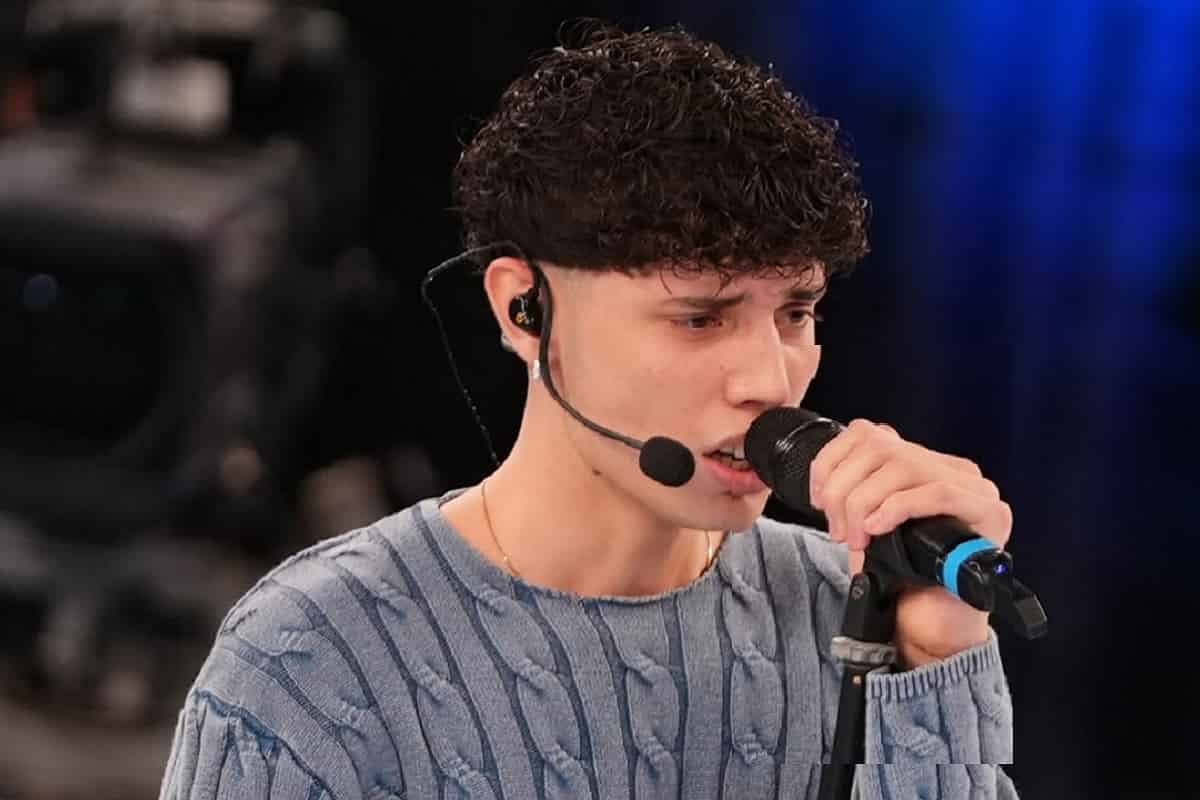 Amici 25, chi è Riccardo Stimolo: età, dove vive, studi, fidanzata. Tutto sull’allievo