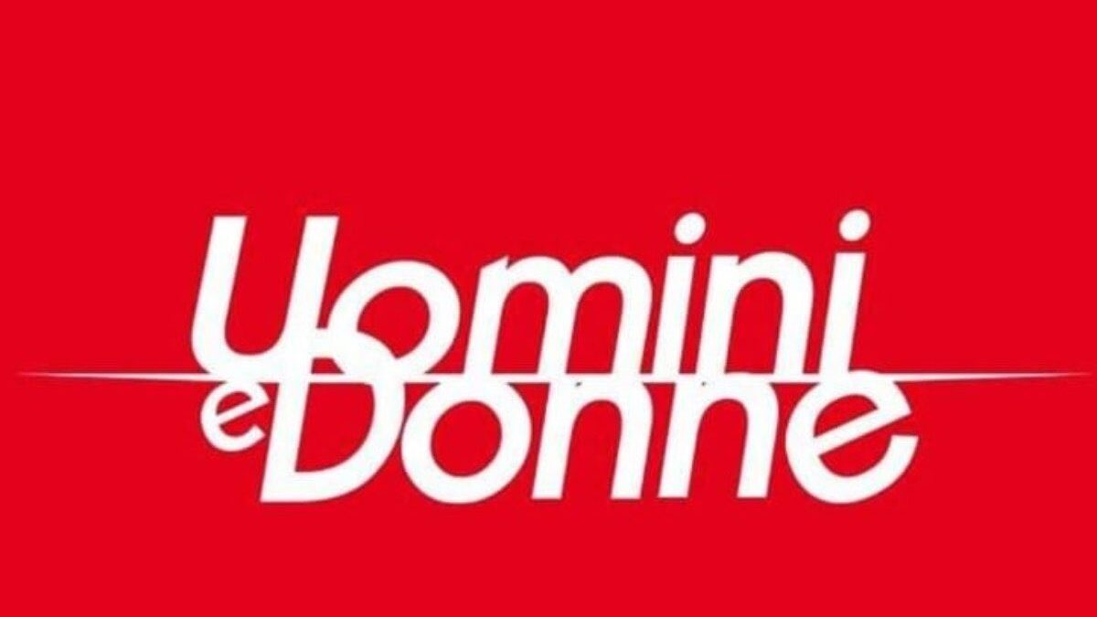 Uomini e Donne, lite furiosa in studio e poi la sorpresa: la coppia lascia lo studio assieme, le anticipazioni