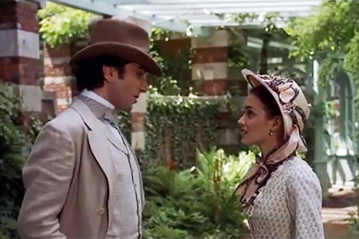  Winona Ryder interpreta May Welland
