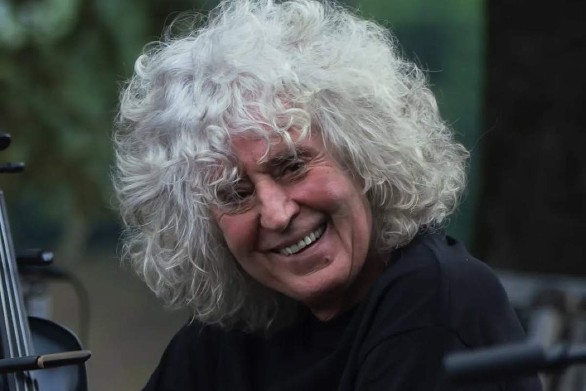 Angelo Branduardi, la sua casa è immersa nel verde: ecco il luogo incantato dove vive il celebre Menestrello lombardo