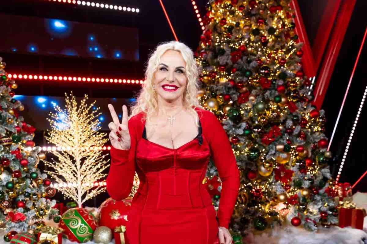 The Voice Senior, finale al 22,7% di Share. Io Sono Farah resta al 14,7%. La Supercoppa Italiana outsider su Italia Uno. I dati Auditel del 19 dicembre 2025