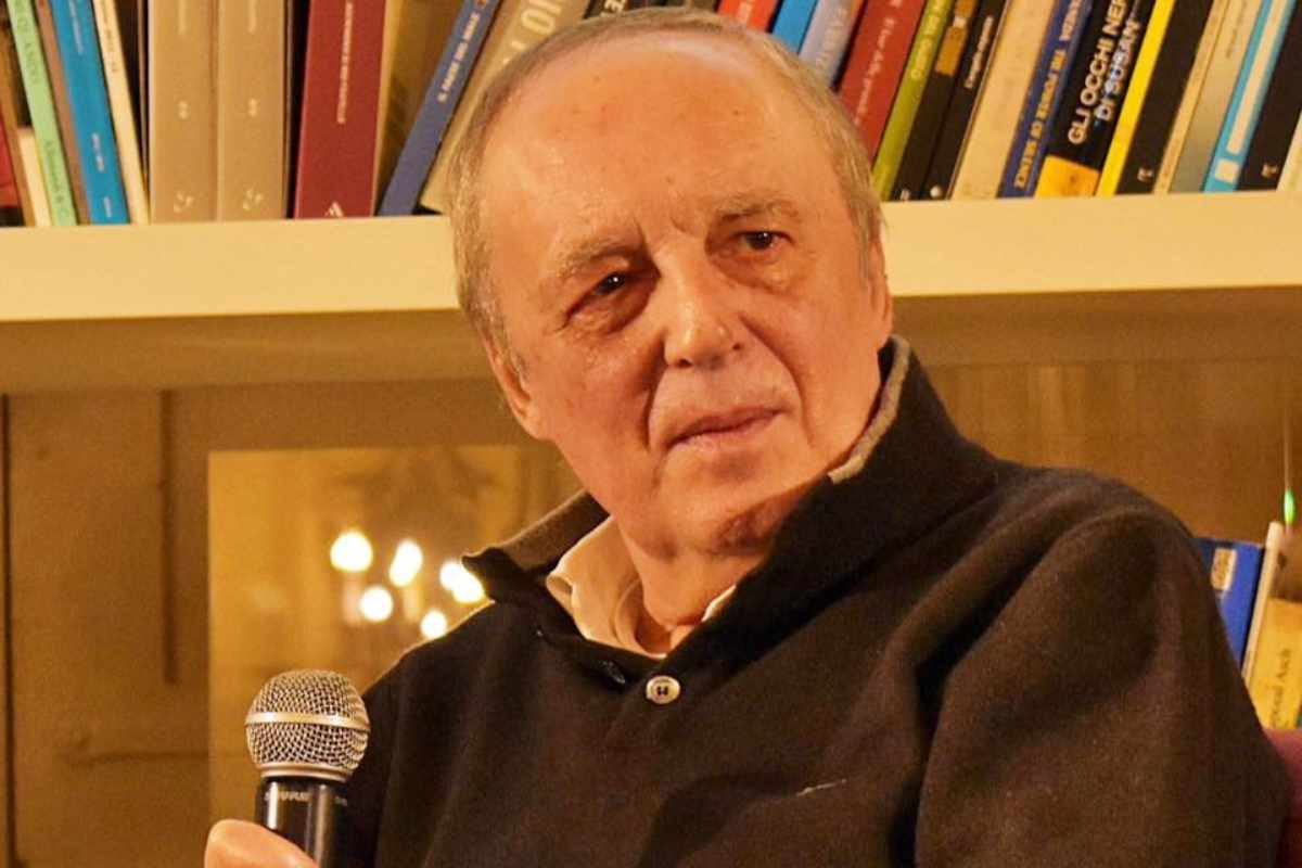 Dario Argento ha trasformato l’horror in arte: 5 opere imperdibili che hanno segnato il cinema