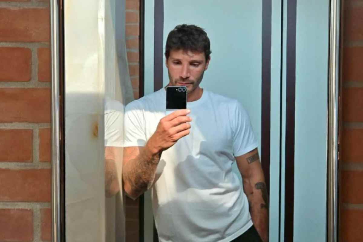dove vive stefano de martino