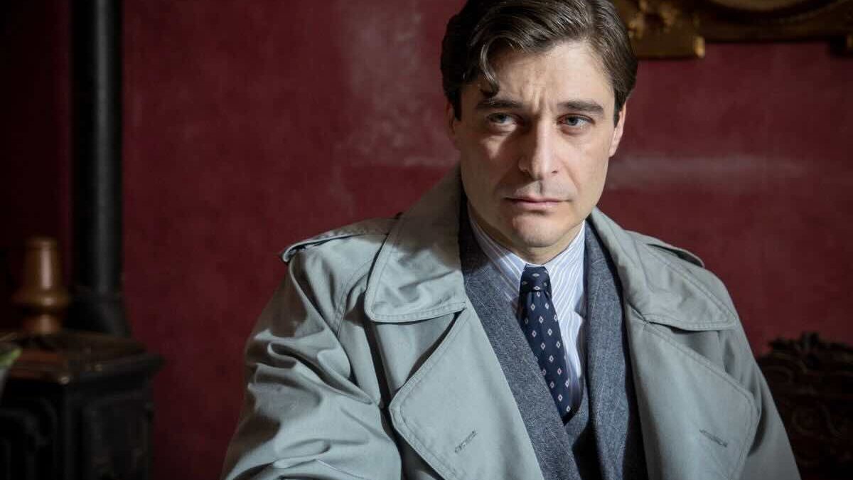 Lutto per l’attore Lino Guanciale: l’abbraccio dei fan
