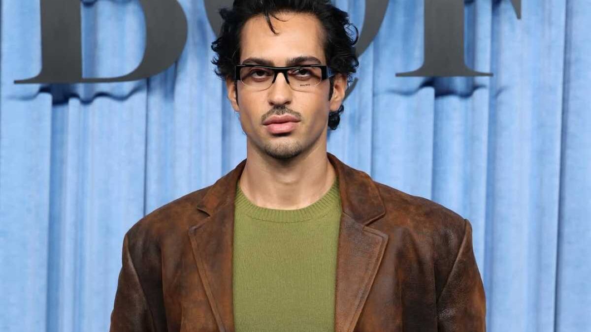 Mahmood rompe il silenzio sulla sua vita privata: la relazione di 5 anni con l’ex, Berlino e quel dettaglio svelato da Ornella Vanoni