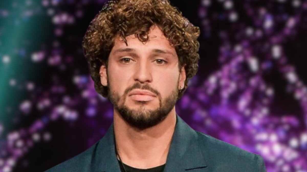 Grande Fratello, il gesto di Mattia fuori dalla casa scatena una bufera: “il colpo basso” contro di lei