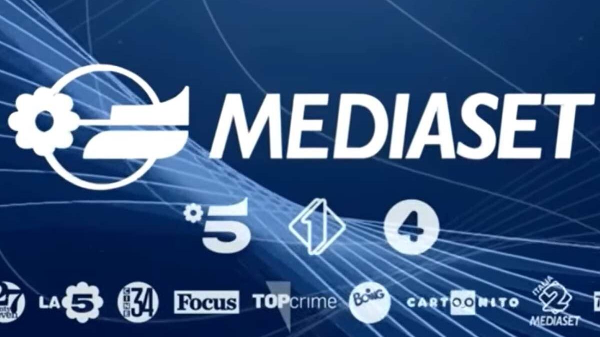 Mediaset, la decisione choc. La Notte nel cuore cambia programmazione