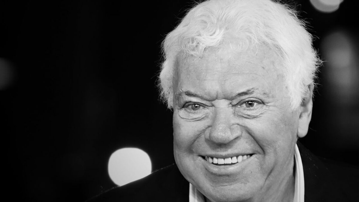 Addio a Nicola Pietrangeli, il primo mito italiano del tennis raccontato in Nicola vs Pietrangeli su RAI Play