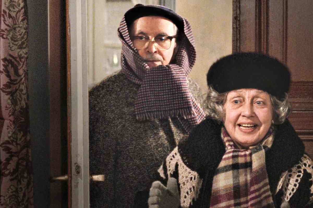 Parenti serpenti Paolo Panelli Pia Velsi