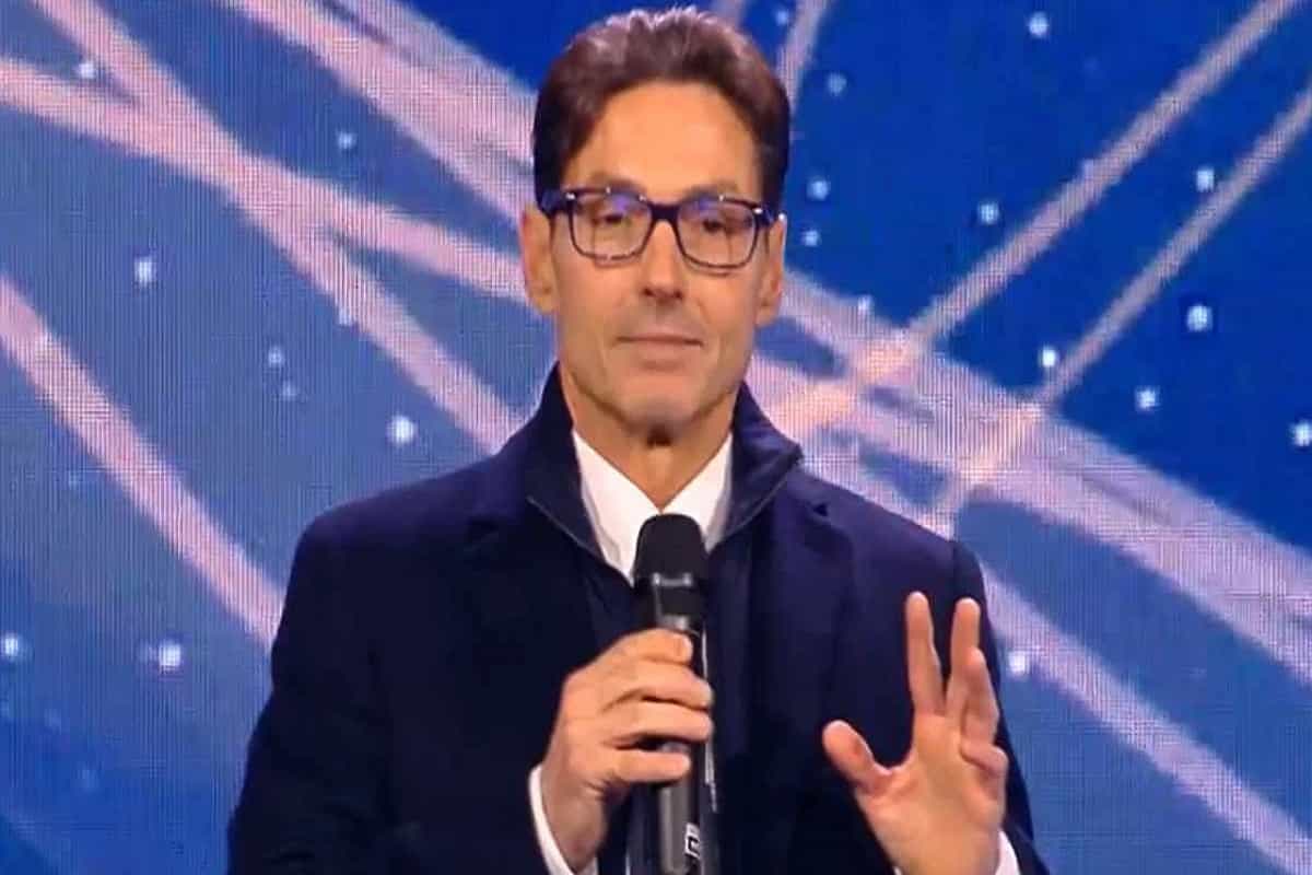 pier silvio berlusconi frecciatina a stefano de martino