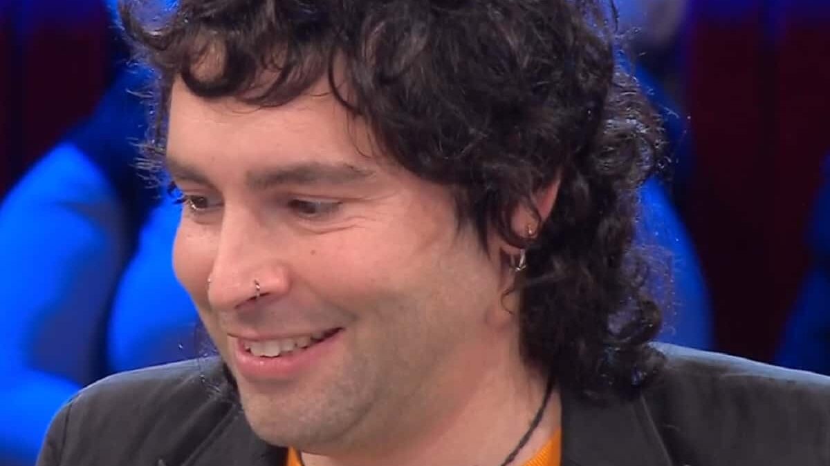 Affari tuoi, puntata rock con Michele del Trentino: quanto ha vinto stasera 3 gennaio 2026