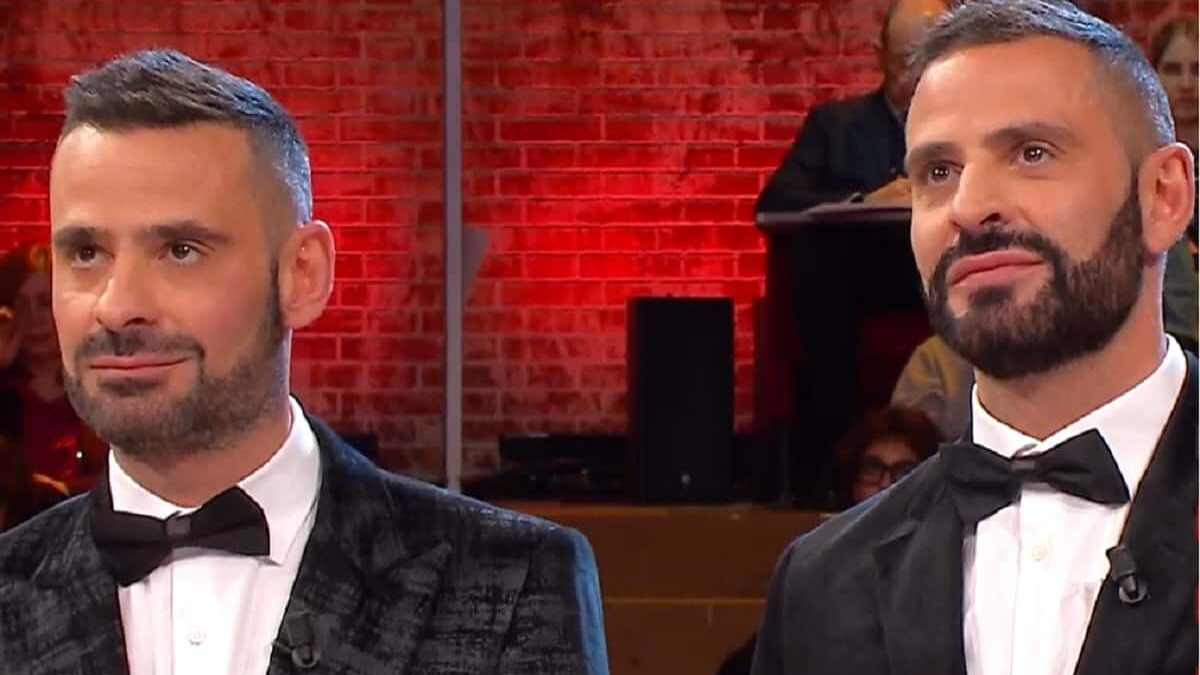 Maurizio e Marco, sfida doppia al dottore di Affari tuoi: quanto hanno vinto stasera 16 gennaio 2026