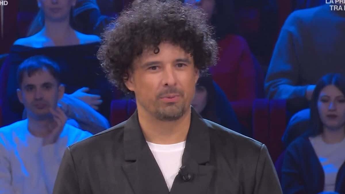 Thiago dal Brasile sfida il dottore ad Affari tuoi: quanto ha vinto a ritmo di samba