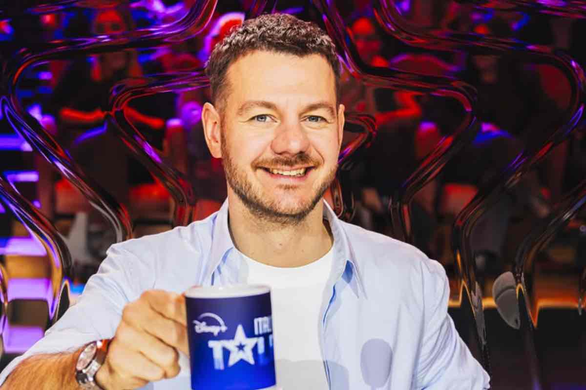 Alessandro Cattelan, l’altra faccia della celebrità: il conduttore si confessa nella sua nuova newsletter