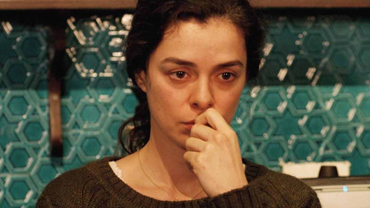 La Forza di una Donna, Mediaset cancella l’appuntamento di domenica: quando andrà in onda