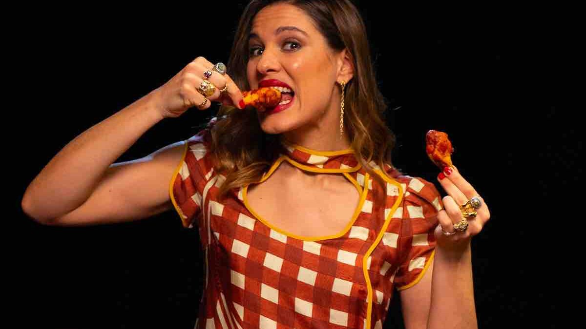 Giulia Vecchio in esclusiva a TvBlog: “HotOnes Italia è stata un’altalena di emozioni. Io a Sanremo? Deve decidere Carlo Conti, lo dica adesso o taccia per sempre”