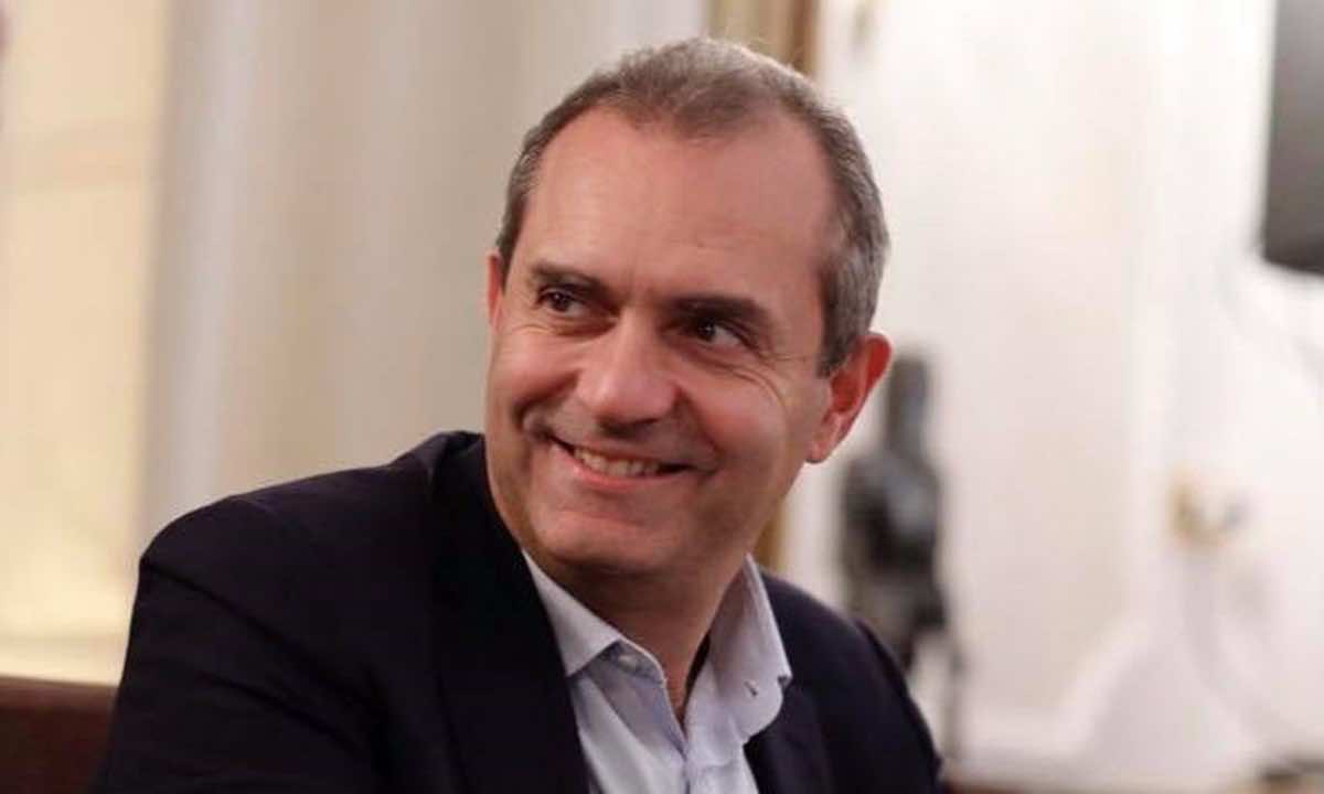 Luigi De Magistris, intervista a TvBlog: “Porto Colpo di Stato a teatro per mettere in evidenza la fragilità democratica che stiamo vivendo. Il mio obiettivo politico più vicino? Ricandidarmi a Sindaco di Napoli”