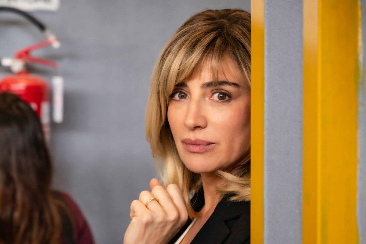 luisa ranieri la preside rai 1