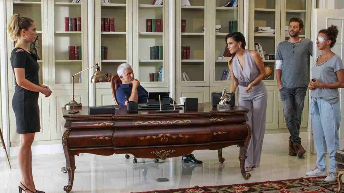Forbidden Fruit trame turche: il colpo di scena inaspettato