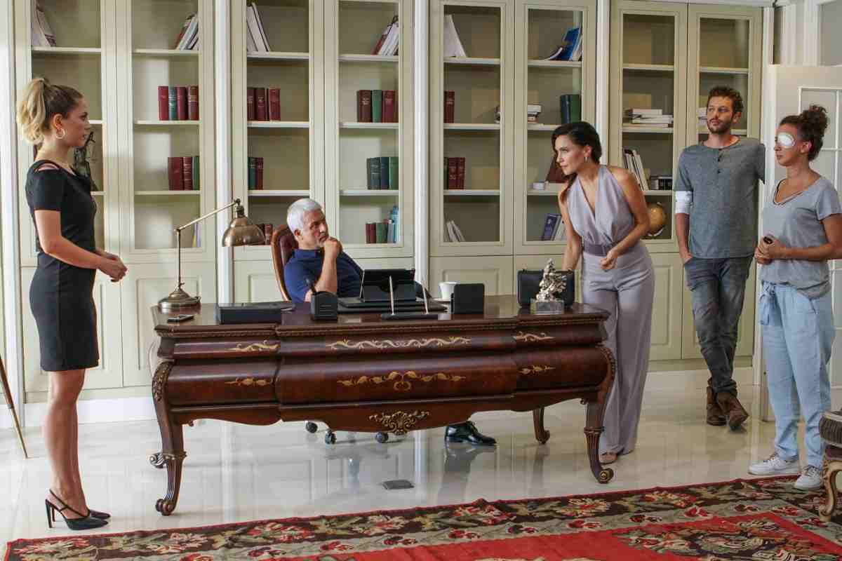 Forbidden Fruit trame turche: il colpo di scena inaspettato