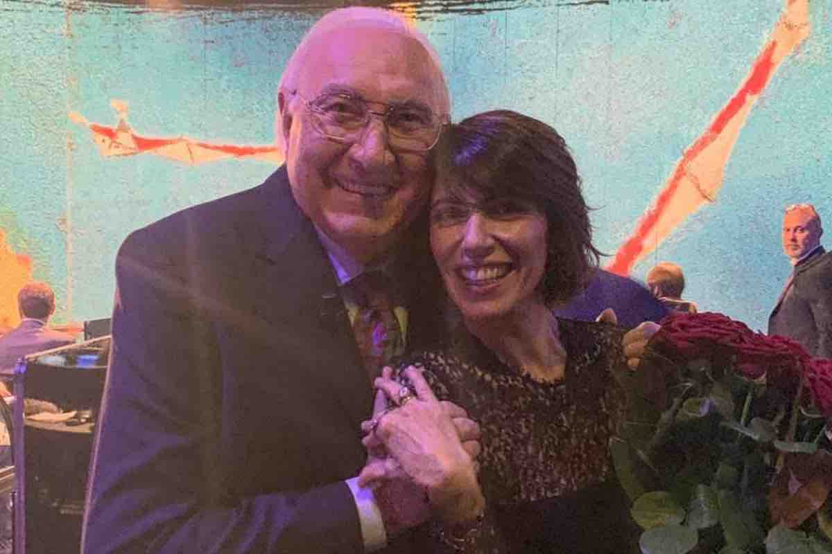 Pippo Baudo a Sanremo con una statua celebrativa: il Sindaco lavora a un omaggio speciale per il conduttore