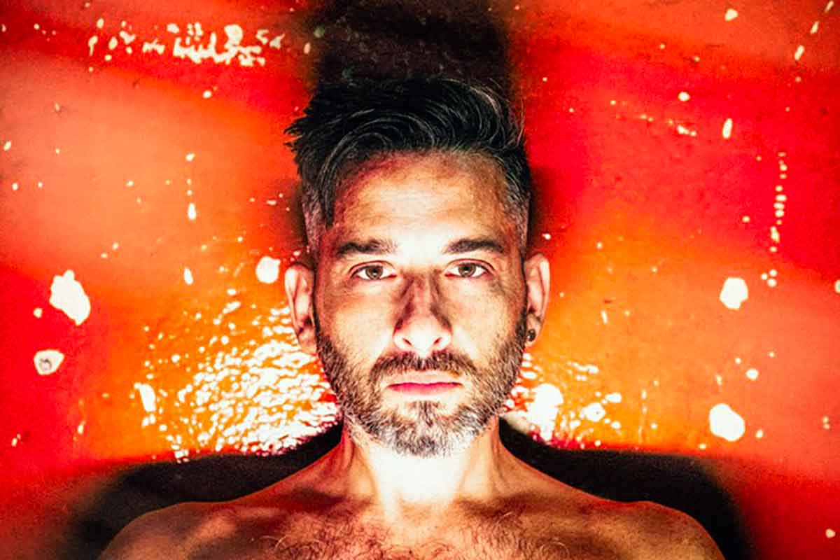 Pollio: “Ho ripreso la chitarra e ho fatto le mie canzoni. Wow. Dopo nove anni sono tornato a fare musica per me” | Intervista Esclusiva