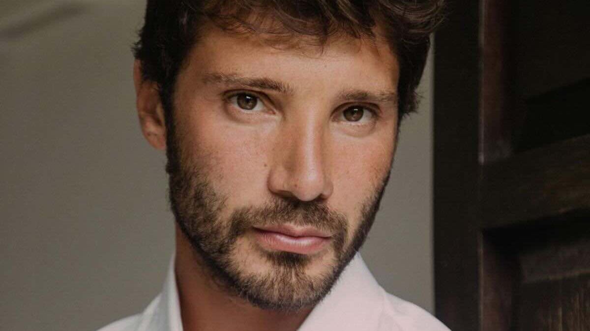 Come è morto il papà di Stefano De Martino, la malattia e il peggioramento