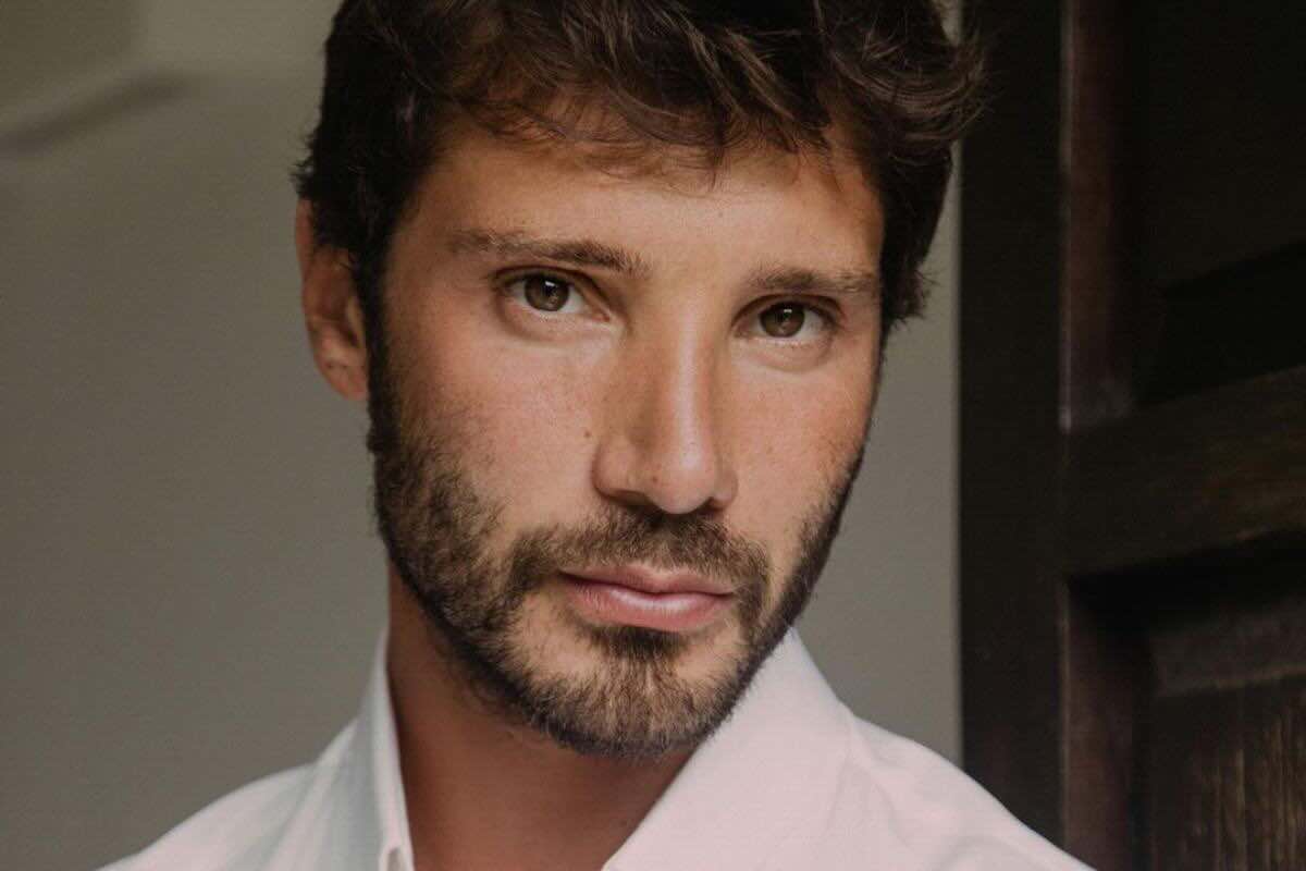 Come è morto il papà di Stefano De Martino, la malattia e il peggioramento