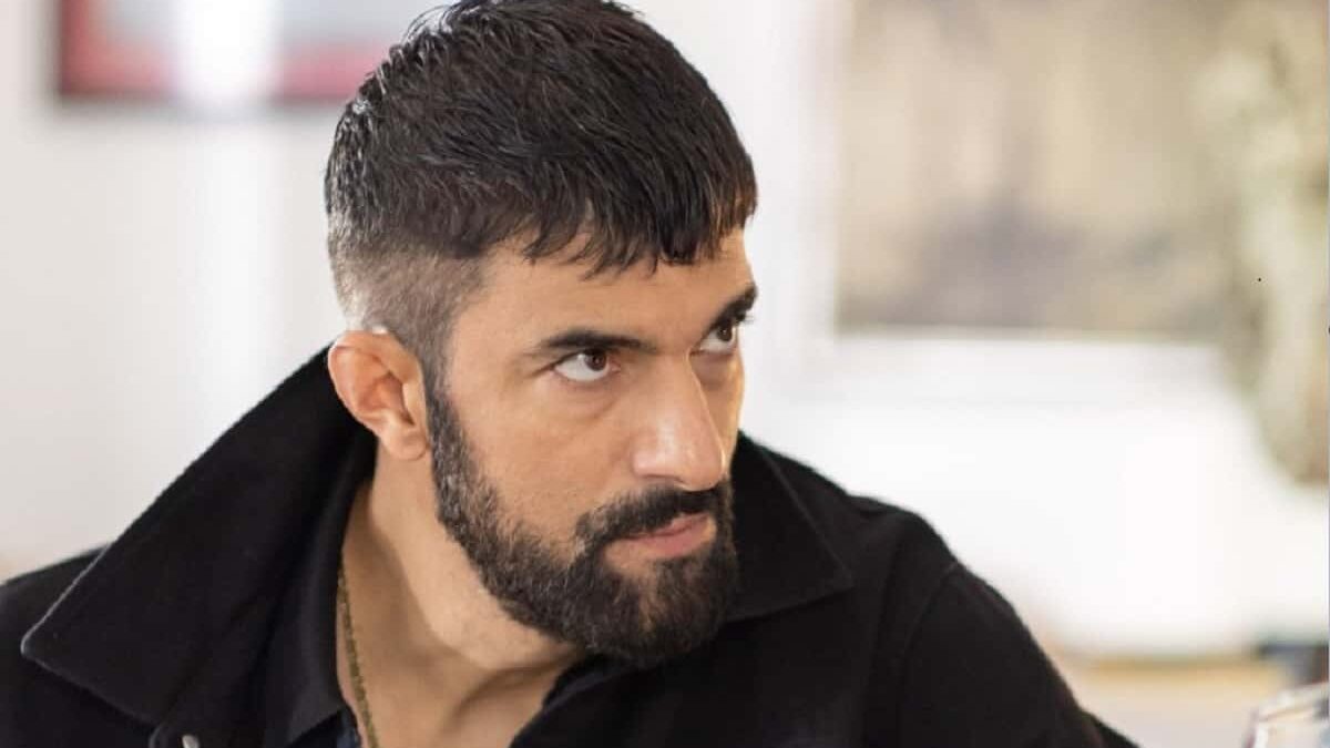 Io sono Farah, lo spoiler: divorzio annullato, Tahir compie un passo falso