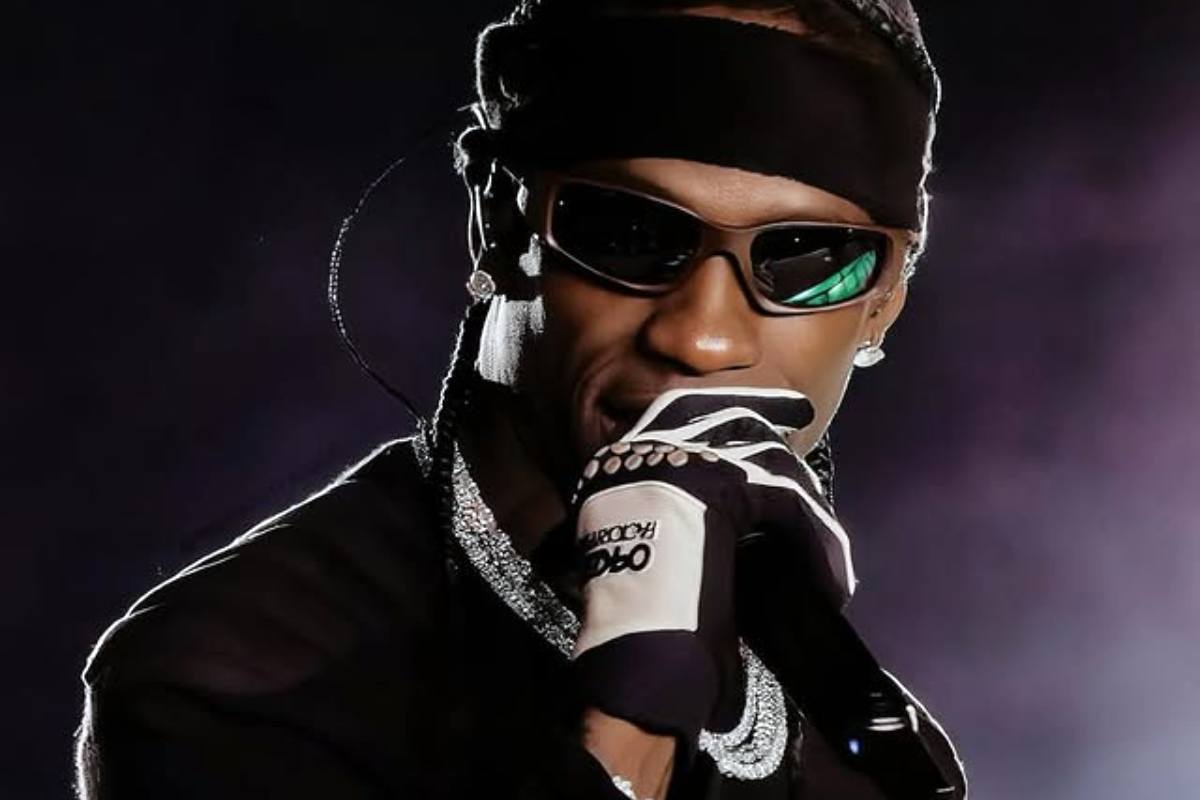Travis Scott nel teaser di Odissea,