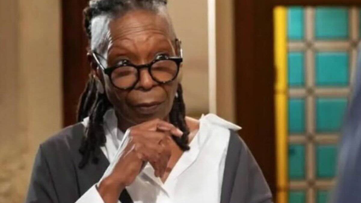 Un Posto al Sole, Whoopi Goldberg entra in scena: chi è Eleonor Price