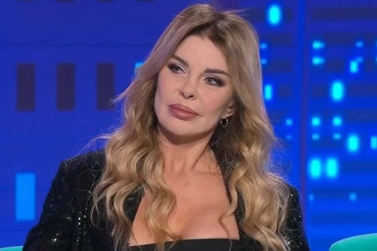 Lutto per Alba Parietti: “Non riesco a pensare che tu non ci sia più”