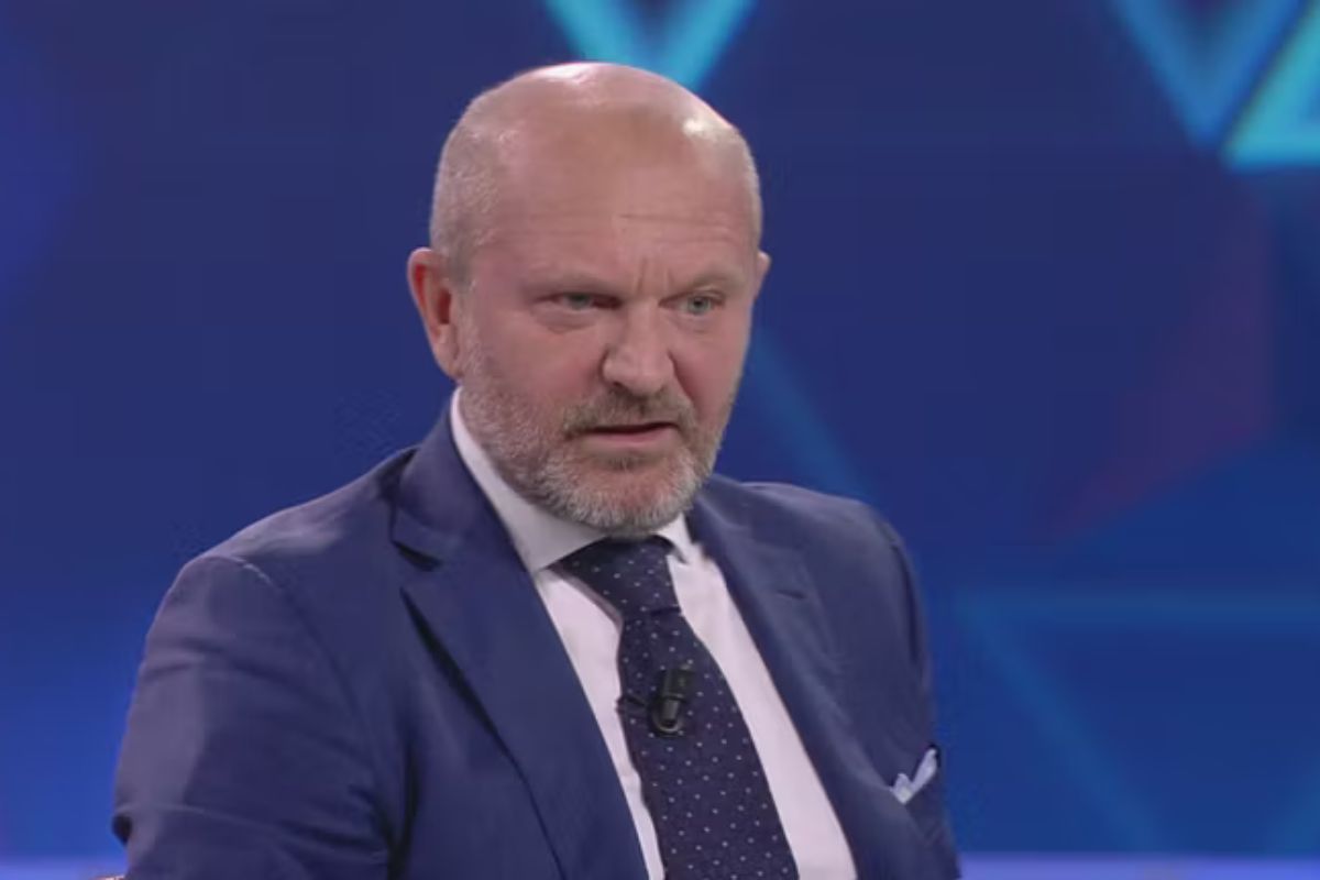 Andrea Pucci: età, moglie e figli, dove vive, il passo indietro a Sanremo. Tutto sul comico