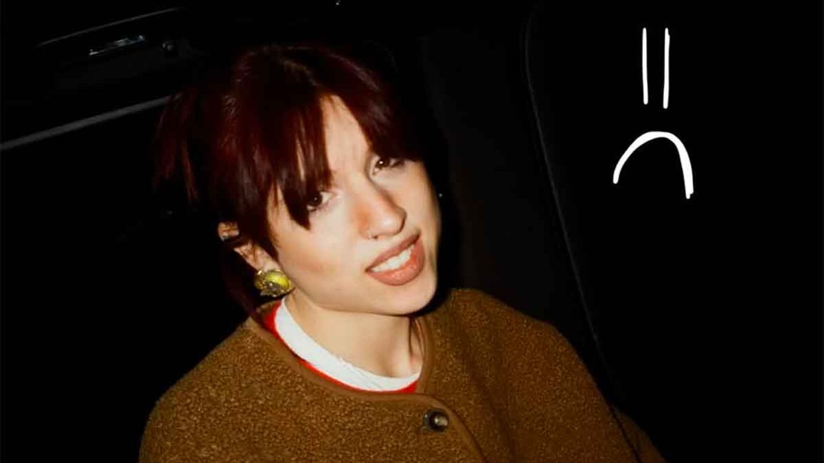 Angelina Mango torna a cantare dal vivo con una dedica speciale: “Mi ha salvato la vita” | La scaletta e le date del tour “Nina nei teatri”