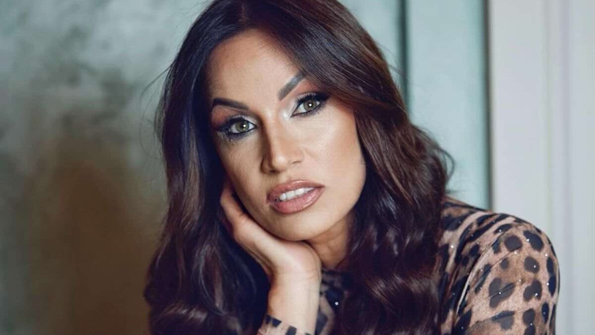 Annalisa Minetti, l’intervista: “Pippo Baudo mi disse di non mollare, aveva visto in me qualcosa. La musica è il mio modo di pregare, mi salva ogni volta”